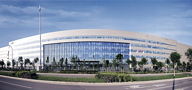 mobile-修柏资质齐全，专业承接幕墙工程项目